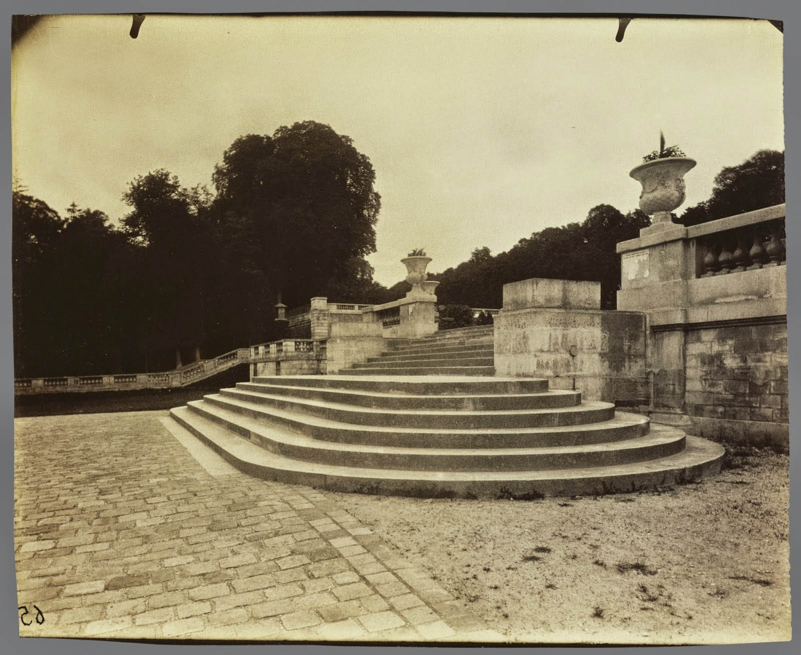 Eugène Atget (French, 1857-1927) 'Saint Cloud' 1904