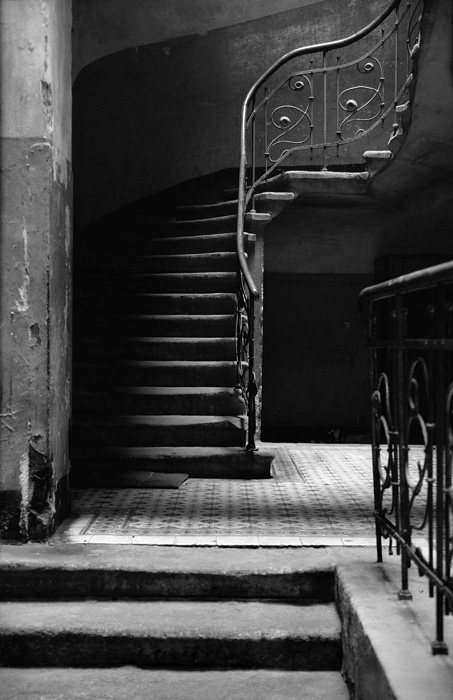 Jeff Gusky. 'Where They Lived #4' Cracow, Poland 2001