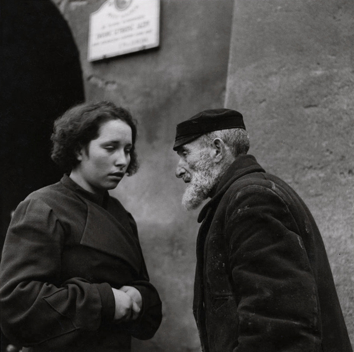 Roman Vishniac. 'Grandfather and granddaughter, Lublin' 1937