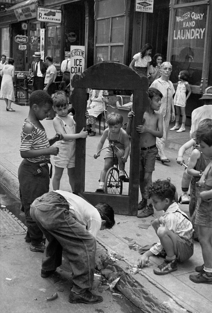 Helen Levitt (American, 1913-2009) 'New York' c. 1940