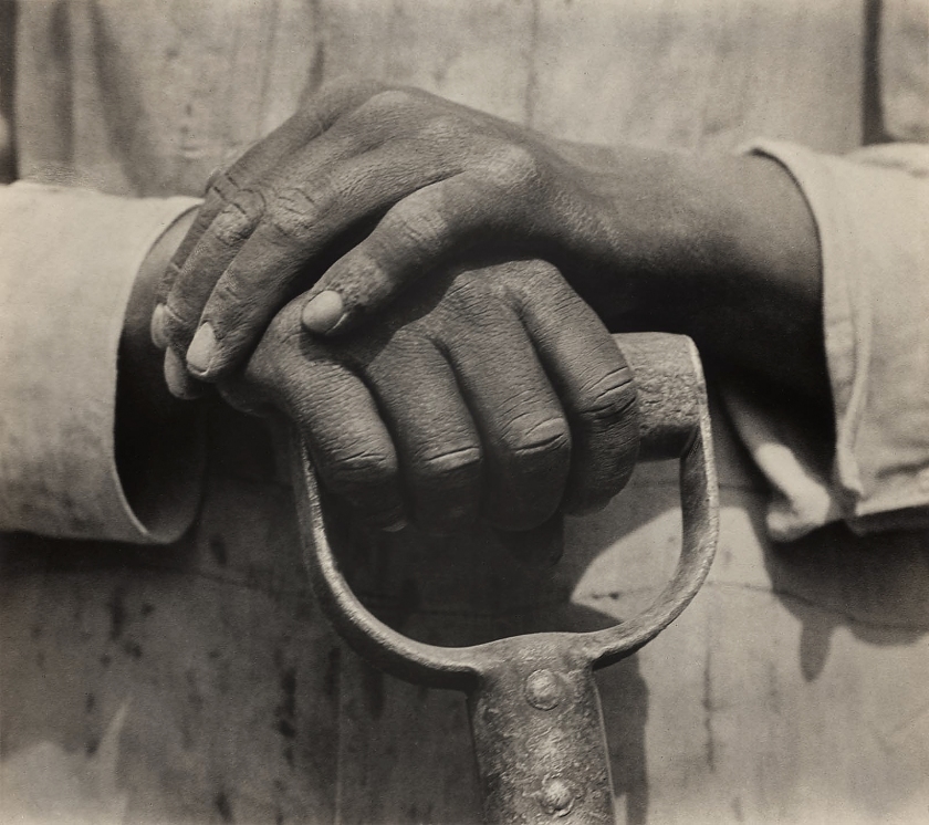 Tina Modotti (American (born in Italy, died in Mexico), 1896-1942) 'Manos de trabajador, Mexico' (Worker's Hands, Mexico) 1927