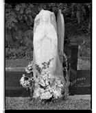 Marcus Bunyan. 'Covered figure with flowers' 1993