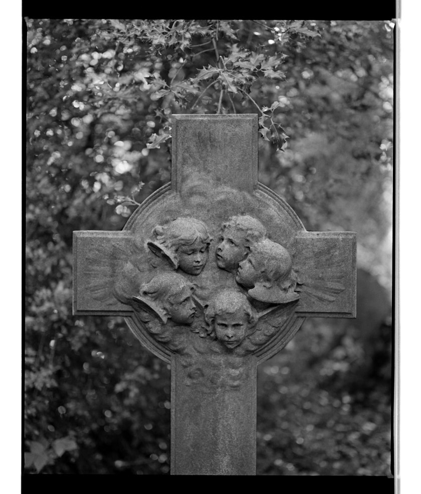 Marcus Bunyan. 'Five angels' 1993