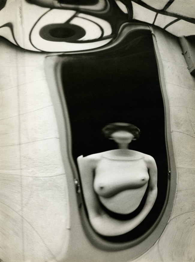 André Kertész.  'Distortion No. 200' 1933