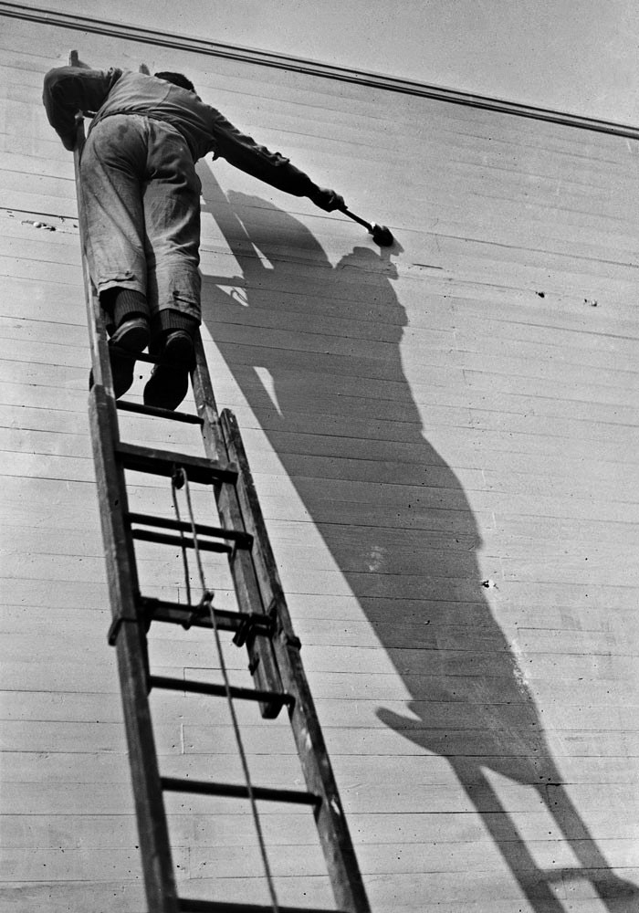 André Kertész (Hungarian, 1894-1985) 'Peintre d'ombre, Paris' (Shadow painter, Paris) 1926 from the exhibition 'André Kertész' at Jeu de Paume, Paris