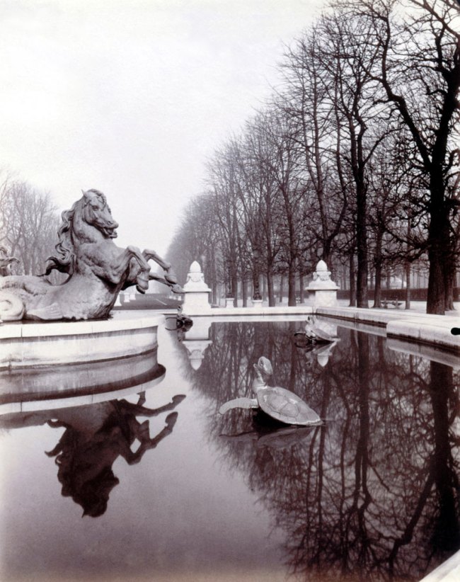 Eugène Atget (French, 1857-1927) 'Fontaine de l’Observatoire, par le sculpteur Carpeaux, jardin Marco-Polo, vue prise vers le jardin du Luxembourg, 6e arrondissement' 1902