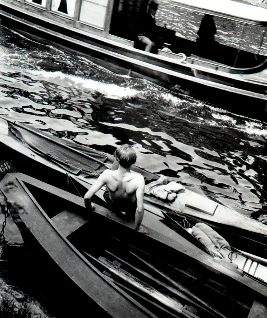 Eva Besnyö (Dutch-Hungarian, 1910-2003) 'Untitled [dockers on the Spree]' Berlin, 1931