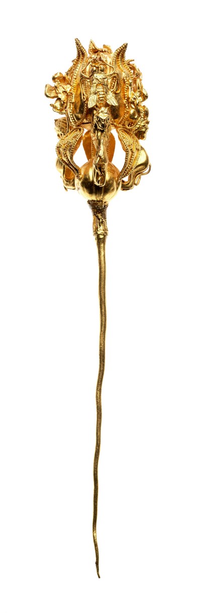 Anon. 'Pin with sphinxes, lions, and bees' Late 5th century BC