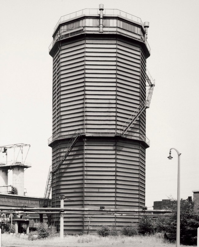 Bernd und Hilla Becher. 'Gasbehälter' 1965-2001