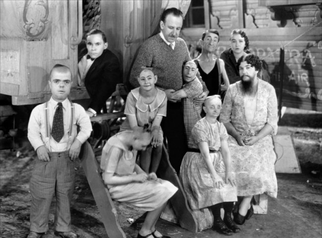 Tod Browning (director) 'Publicity photo for Freaks, featuring much of the cast with director, Tod Browning' 1932