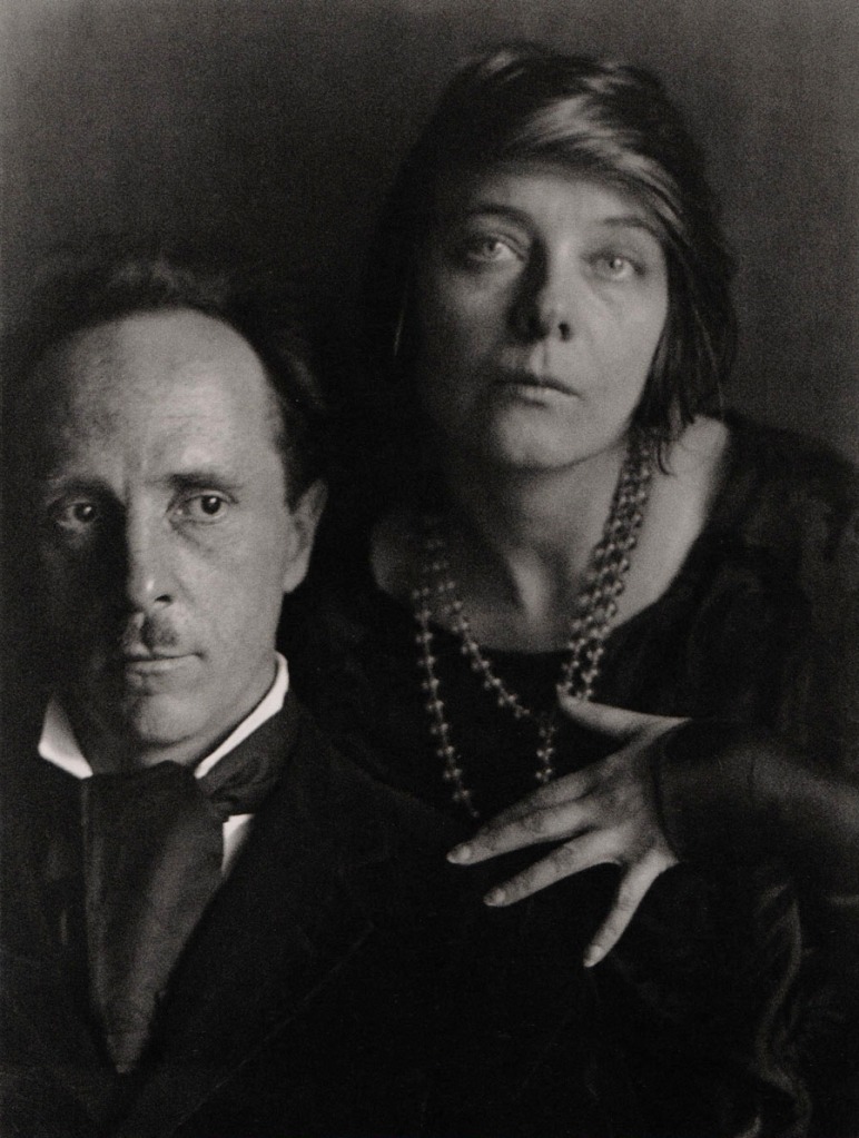Imogen Cunningham. 'Edward Weston and Margrethe Mather, Photographers I-II' 1922 