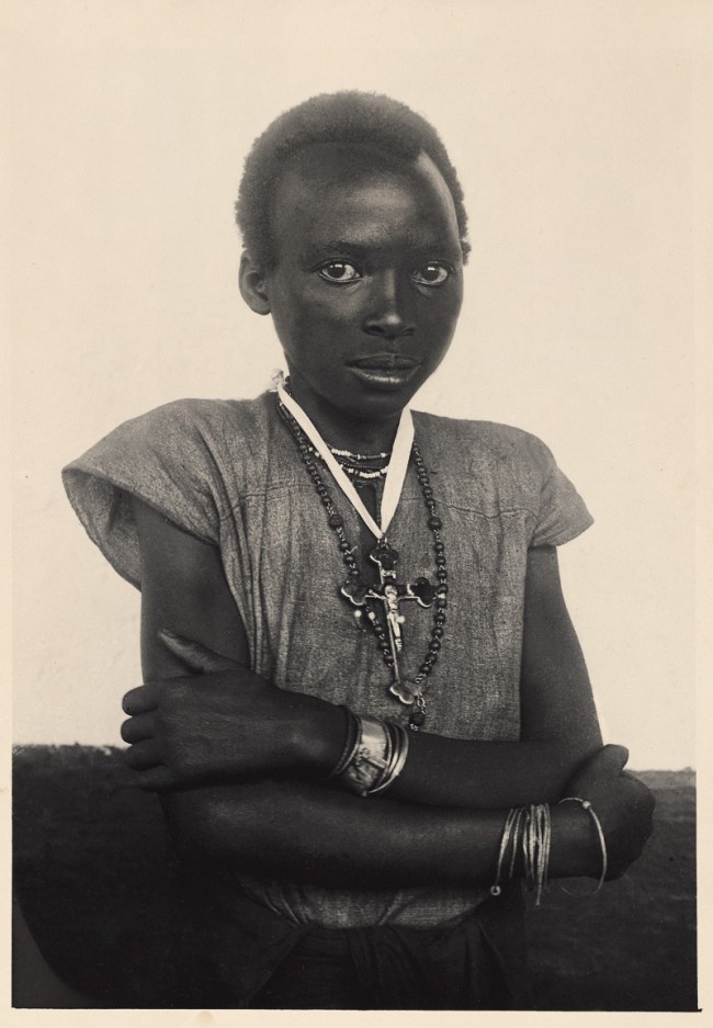 Unidentified photographer. 'Photograph of a young woman' East Africa, Early twentieth century
