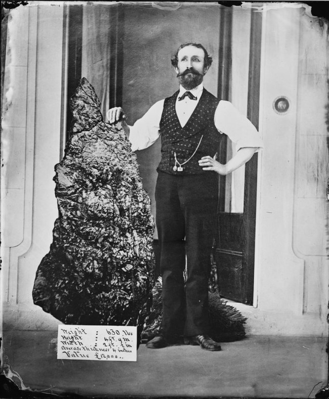 American & Australasian Photographic Company. 'B.O. Holtermann with the Holtermann Nugget, North Sydney' 1874-1876?