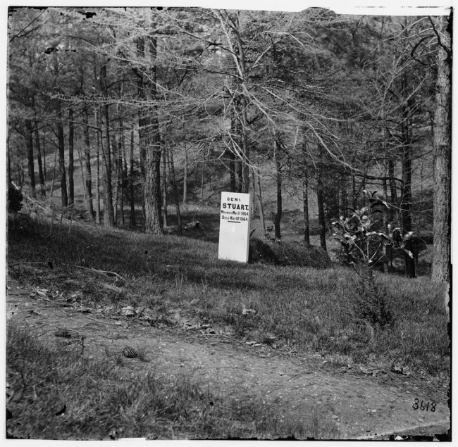 Alexander Gardner (American born United Kingdom, 1821-1882) '[Richmond, Va. Grave of Gen. J. E. B. Stuart in Hollywood Cemetery, with temporary marker]' Richmond, April-June 1865