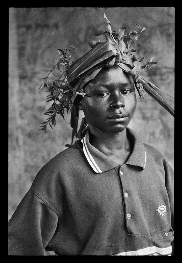 Guy Tillim. 'Mai Mai militia in training near Beni, eastern DRC, for immediate deployment with the APC (Armée Populaire du Congo), the army of the RCD-KIS-ML - Portraits I and II' December 2002