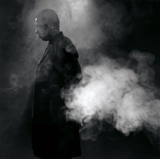 Lorna Simpson (American, b. 1960) 'Cloudscape (Paysage nuageux)' 2004