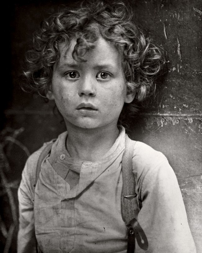 Lewis Hine (American, 1874-1940) 'Paris gamin' c. 1918 Lewis Hine (American, 1874-1940) 'Paris gamin' c. 1918