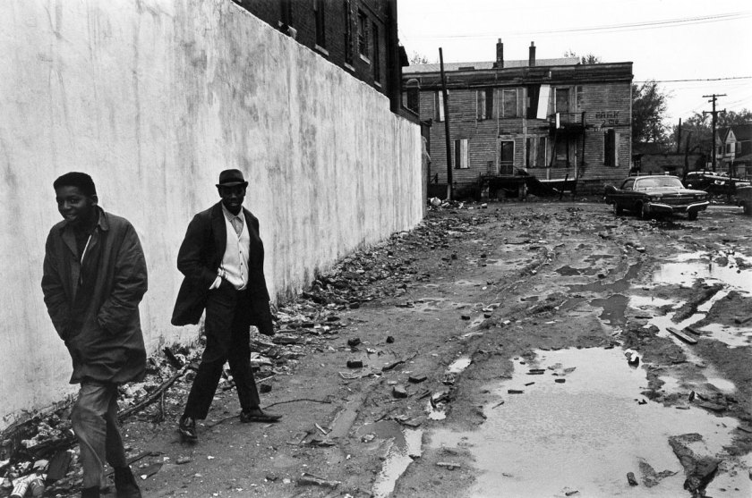 Enrico Natali. 'Pedestrians at the corner of Jefferson Avenue and Conners, Detroit, 1968' 1968