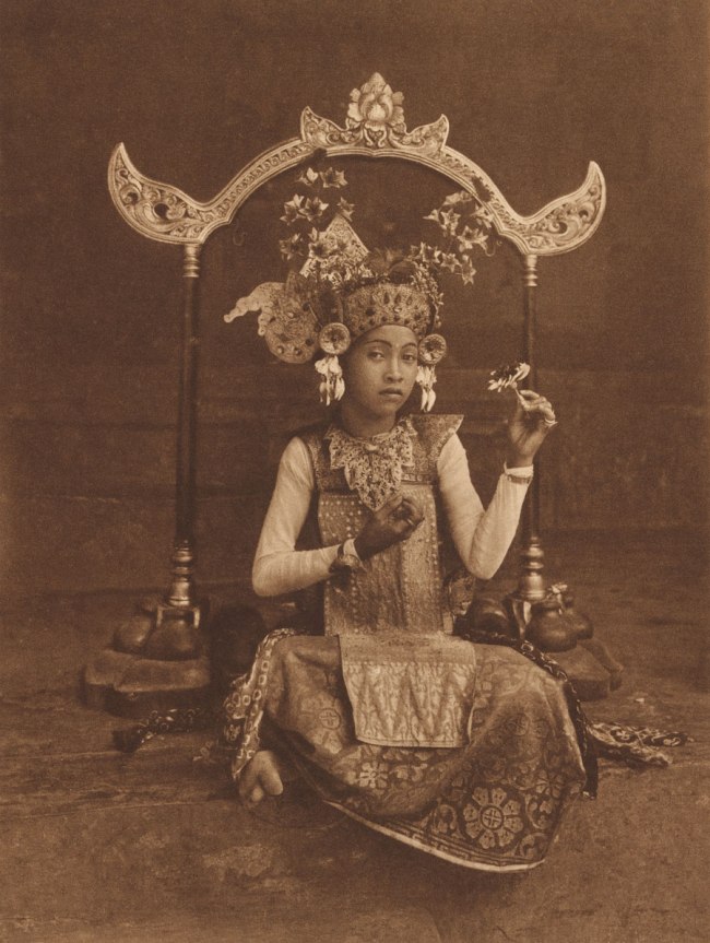 Thilly Weissenborn (Javanese / Indonesian, 1883-1964) 'A dancing-girl of Bali, resting' c. 1925