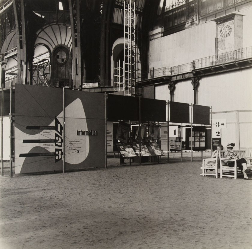 Knud Lonberg-Holm. 'Sweet's Display Exposition des Techniques Américianes de l’Habitation et de l'Ubranisme (Information 1, 2, 3)' Paris, Grand Palais, June 14-July 21, 1946