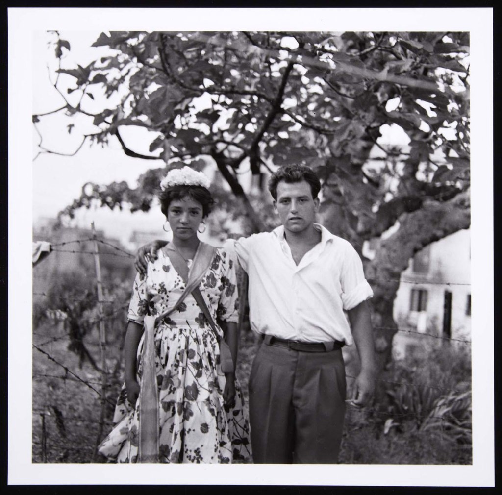 Colita (Isabel Steva Hernández) 'Novios gitanos. Barcelona' (Gypsy Couple. Barcelona) 1962 / later print, 2011