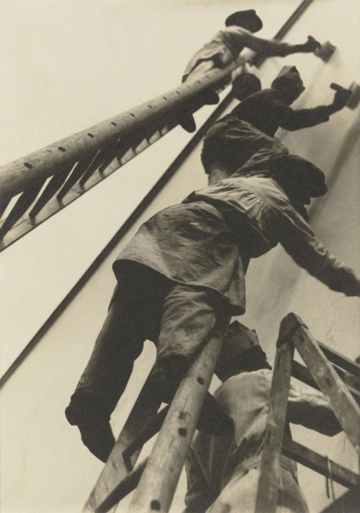 Gertrud Arndt. 'At the Masters' Houses' (An den Meisterhäusern) 1929-1930