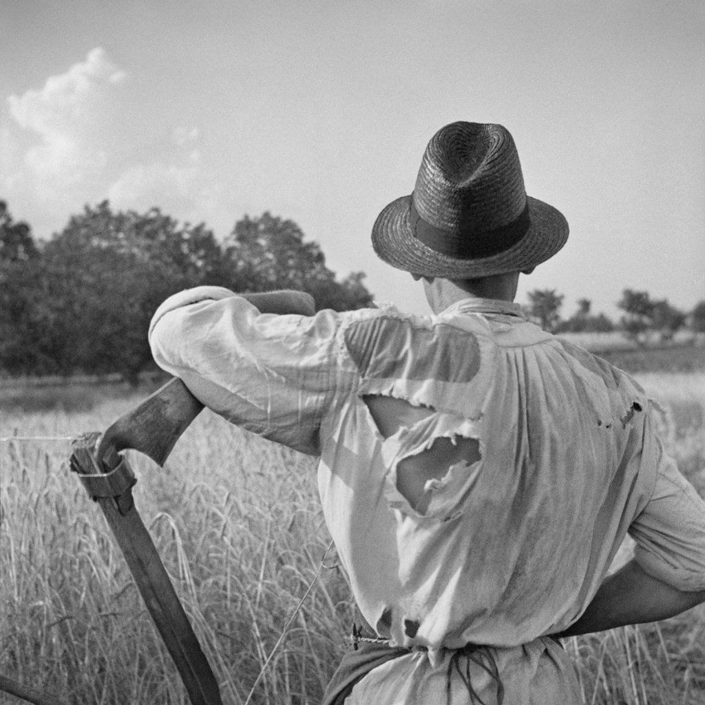Nicolás Muller (Spanish born Hungary, 1913-2000) 'Aiguisage de la faux. Hongrie' 1935