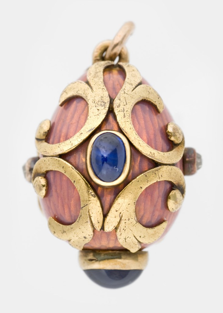 Peter Karl Fabergé (Russian, 1846-1920) 'Miniature Easter Egg Pendant' c. 1900