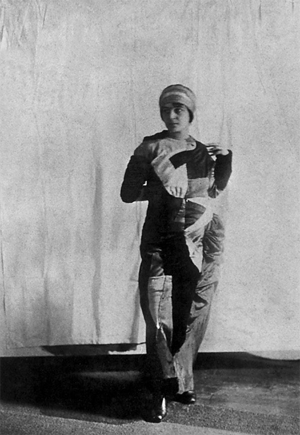Unknown photographer. 'Sonia Delaunay in Simultaneous dress' c. 1913