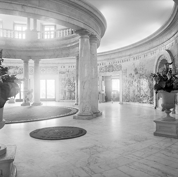 Jo Ractliffe (South African, b. 1961) Banco Nacional de Angola 2007 (diptych right)