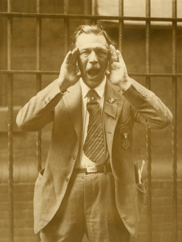 International Newsreel Photo. 'Governor of Alabama Arrested for Breaking Prohibition Laws' 24 november 1926