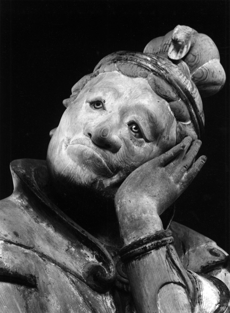 Ken Domon (Japanese, 1909-1990) 'Hitsuji (Pecora), dai dodici guardiani (jūnishinshō) del Murōji' [Hitsuji (Sheep), one of the twelve guardians (jūnishinshō) of Muroji] 1941-1943