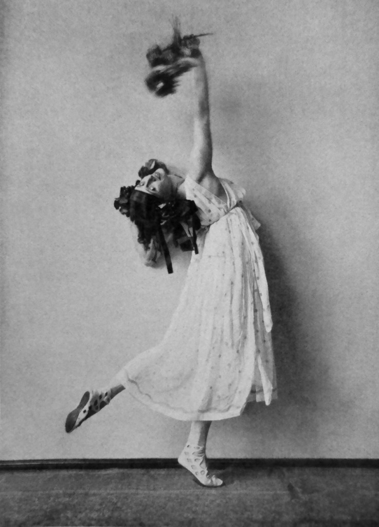 Hänse Herrmann (German, 1864-1932) 'Anna Pavlova' c. 1928 from Der Kunstlerische Tanz Unserer Zeit [The Artistic Dance of Our Time] p. 37 Published 1928