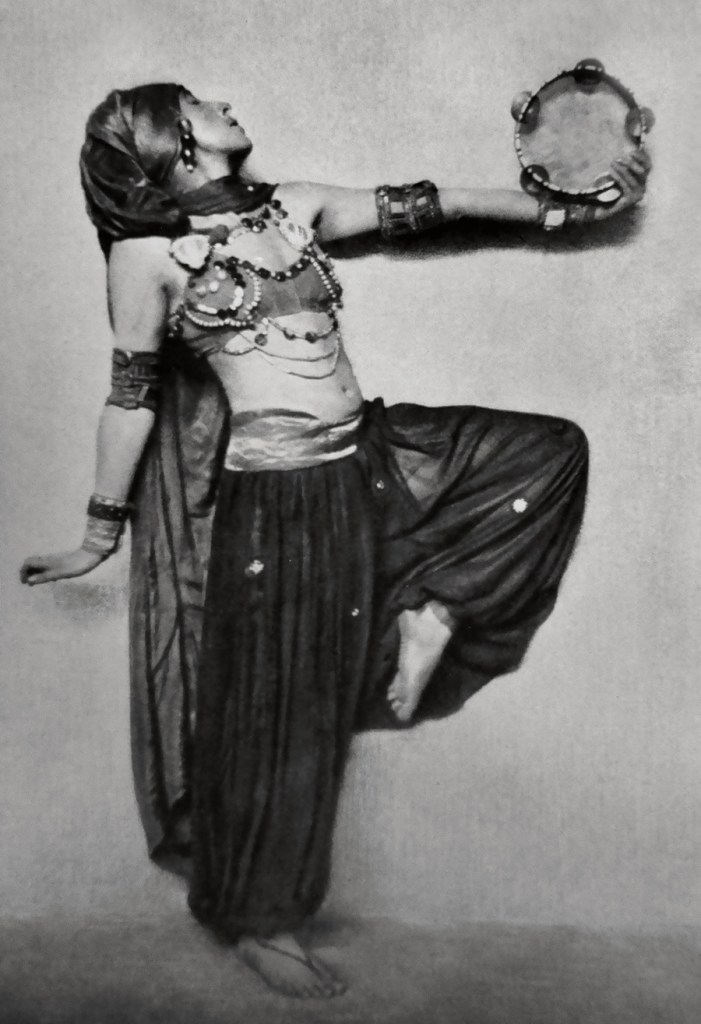 Hanns Holdt (German, 1887-1944) 'Sent M'Ahesa' c. 1928 from Der Kunstlerische Tanz Unserer Zeit [The Artistic Dance of Our Time] p. 16 Published 1928