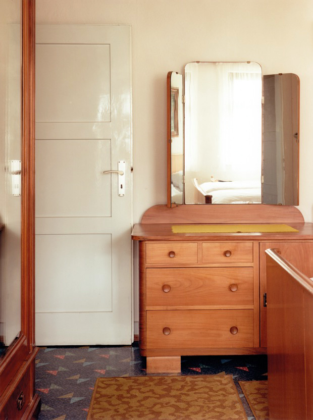 Thomas Ruff (German, b. 1958) 'Interior 3 A' 1979