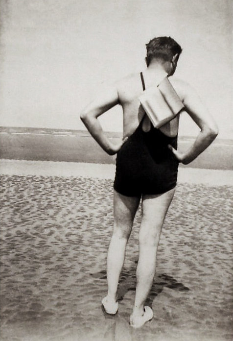 Unknown photographer. 'The Eminence Grise' 1938