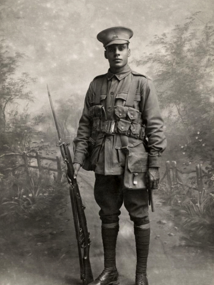 Edwards & Errington (Adelaide, South Australia) 'Studio portrait of 2597 Private (Pte) Frederick Prentice, 12th Battalion, and later 1st Australian Pioneer Battalion' (detail) c. 1914-1918