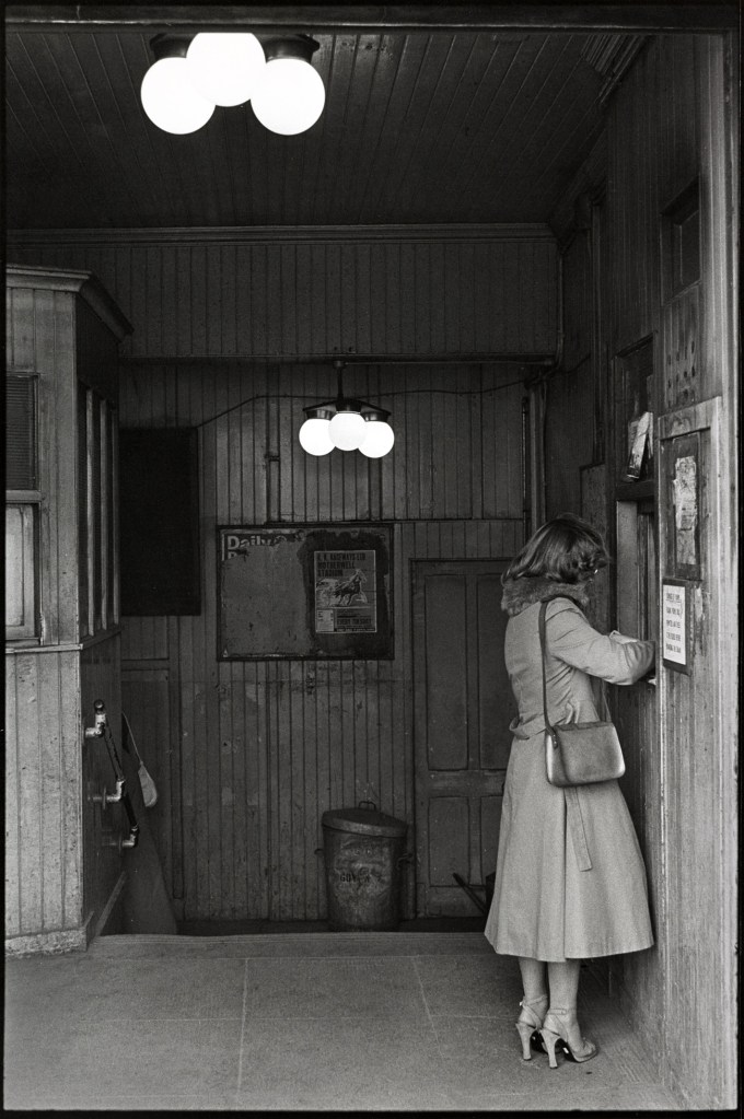 Iain Mackenzie (Scottish, b. 1950) 'Ticket Office, Glasgow Metro' 1980s