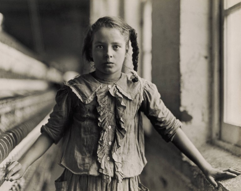 Marcus Bunyan. "Climbing into immortality" on the work of Lewis Hine