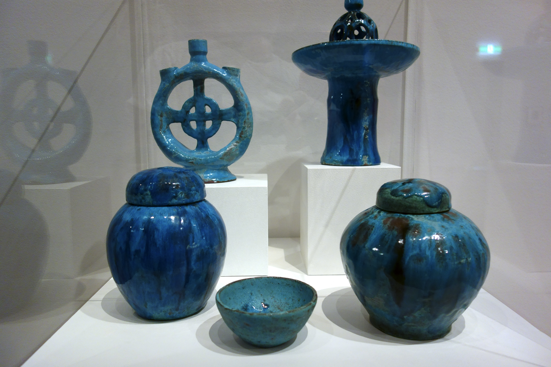 Installation view of the exhibition 'Daughters of the Sun' showing the ceramics of Klytie Pate Installation view of the exhibition 'Daughters of the Sun' showing the ceramics of Klytie Pate