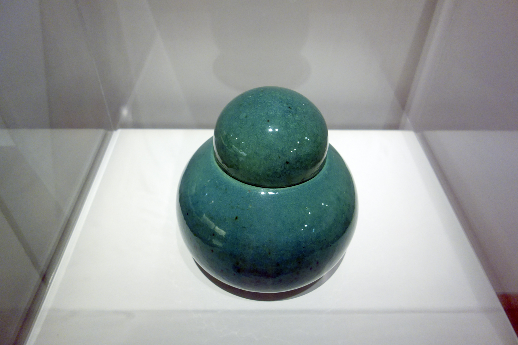 Installation view of the exhibition 'Daughters of the Sun' showing the ceramics of Klytie Pate Installation view of the exhibition 'Daughters of the Sun' showing the ceramics of Klytie Pate