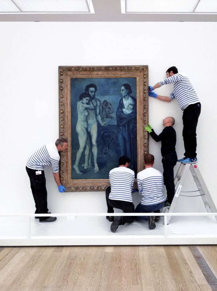 View of the installation of the painting 'La Vie' (1903) for the exhibition 'The young Picasso - Blue and Rose Periods' at Fondation Beyeler View of the installation of the painting 'La Vie' (1903) for the exhibition 'The young Picasso - Blue and Rose Periods' at Fondation Beyeler