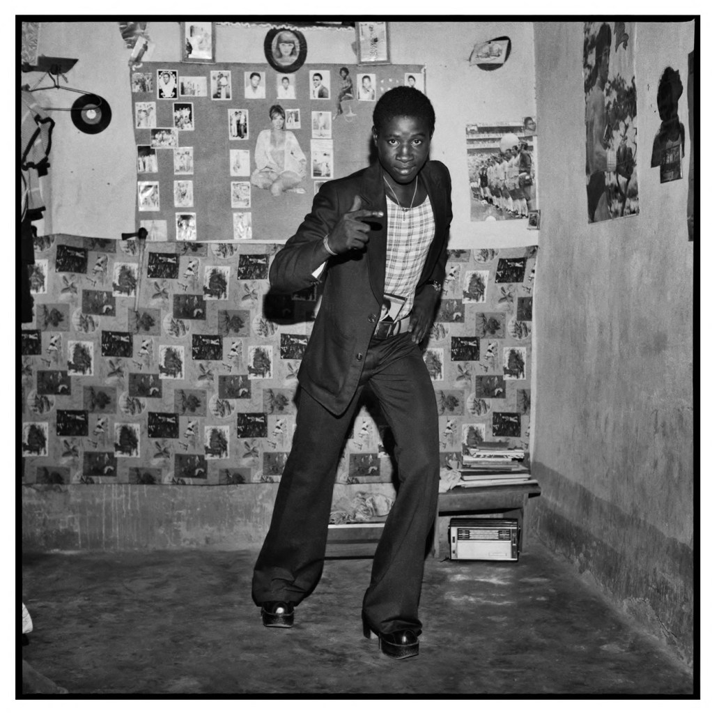 Sanlé Sory (West African, b. 1943) 'Le Malien et ses chaussures a la mode' 1975