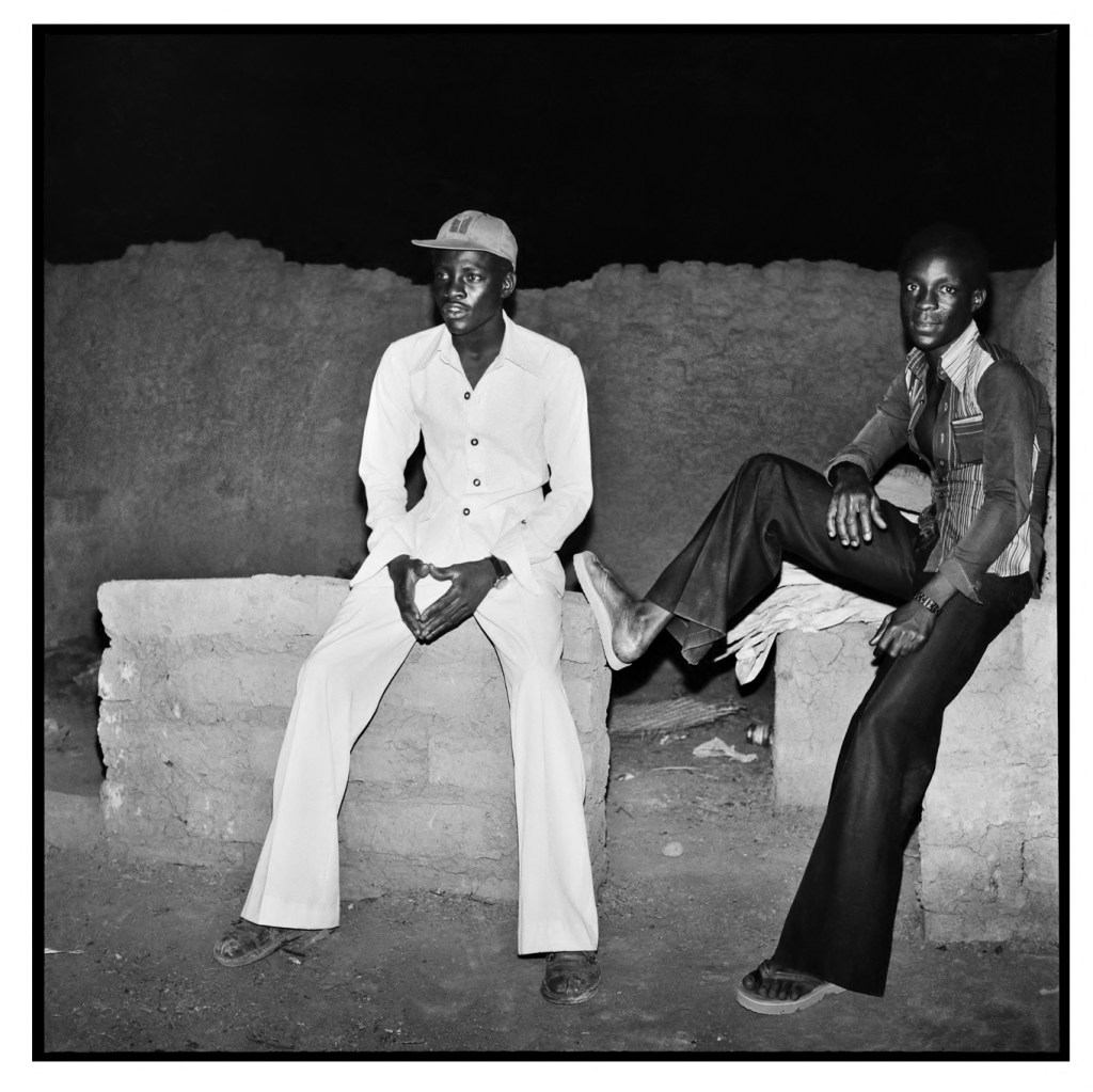 Sanlé Sory (West African, b. 1943) 'Le repos des danseurs' 1978