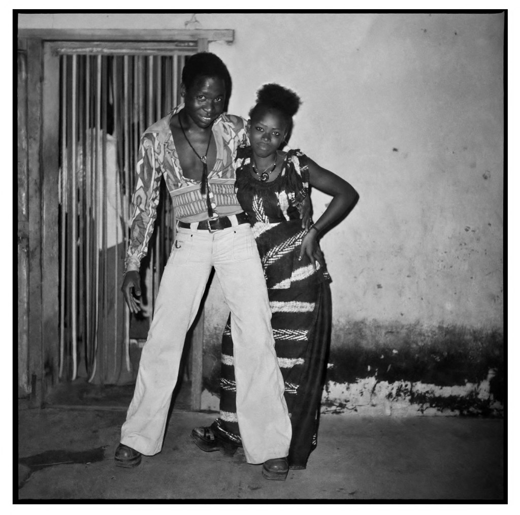 Sanlé Sory (West African, b. 1943) 'Posons maintenant!' 1976