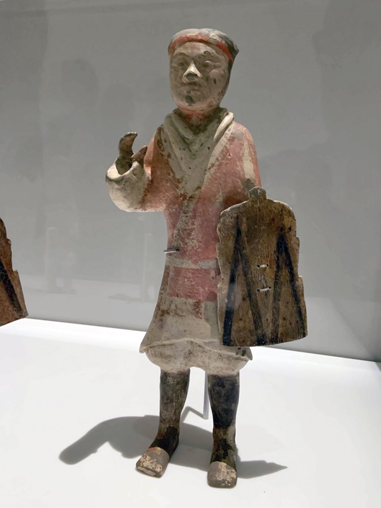 Standing soldiers 彩绘步兵俑 Western Han dynasty, 207 BCE - 9 CE
