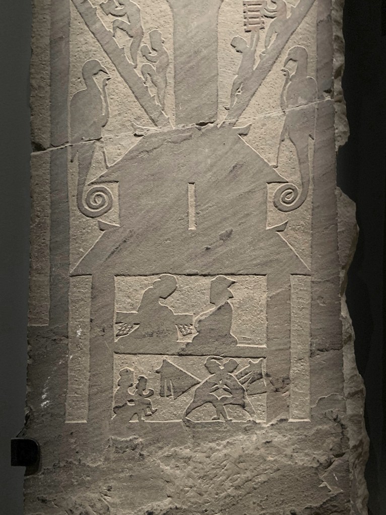 Tomb gate 画像石 Eastern Han dynasty, 25 - 220 CE