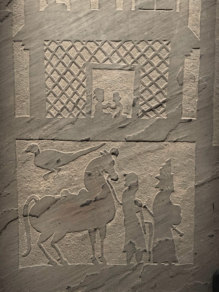 Tomb gate 画像石 Eastern Han dynasty, 25 - 220 CE