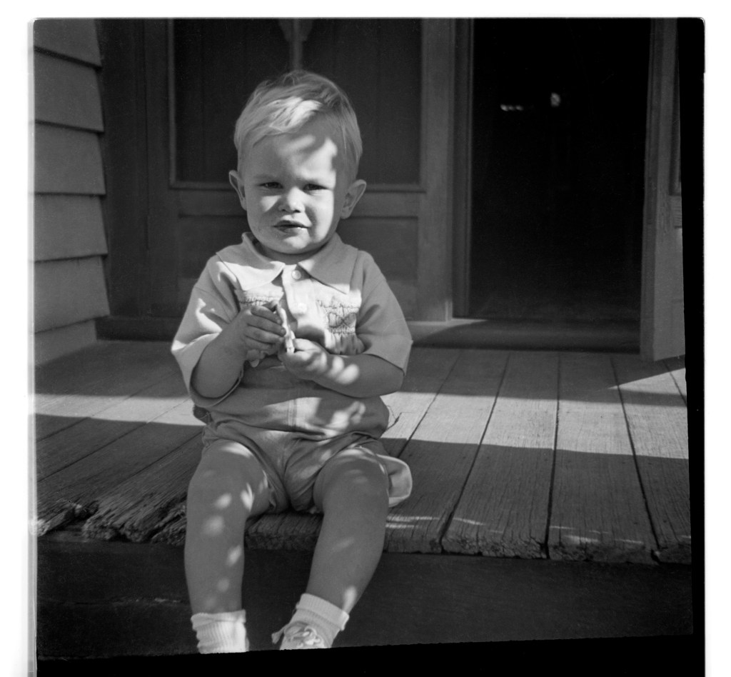 Unknown photographer (Australian) 'Untitled (child on porch)' 1946-1947