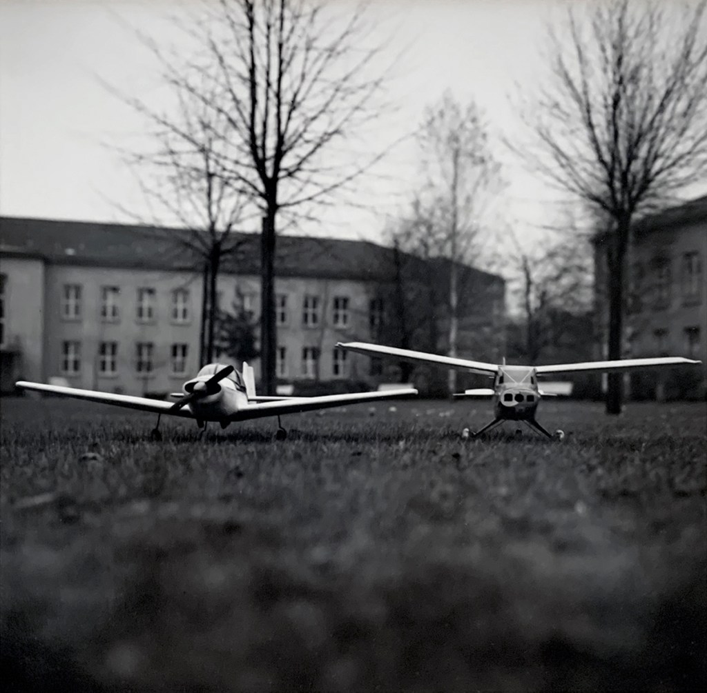 Benjamin Katz (Belgian, b. 1939) 'Untitled' 1960-1961 from the series 'BerÂlin HavelÂhöhe (1960/1961)' from the exhibition 'Benjamin Katz Berlin Havelhöhe, 1960/61' at Museum Ludwig, Cologne, June - Sept, 2019 Benjamin Katz (Belgian, b. 1939)
'Untitled' 1960-1961 from the series 'BerÂlin HavelÂhöhe (1960/1961)' from the exhibition 'Benjamin Katz Berlin Havelhöhe, 1960/61' at Museum Ludwig, Cologne, June - Sept, 2019